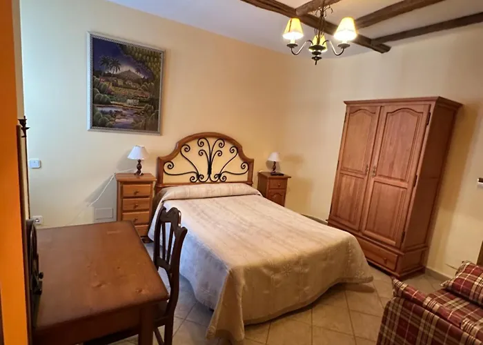 Posada Soano אורחן Soano